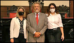 Tecio Lins e Silva com a diretora Museu da Justiça de Niterói, Simone Fontarig